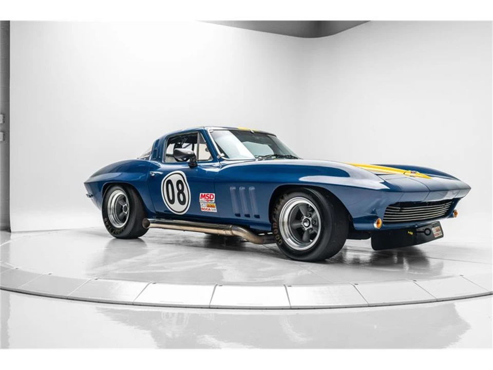 1965 Chevrolet Corvette C2 - Image 12 of 31