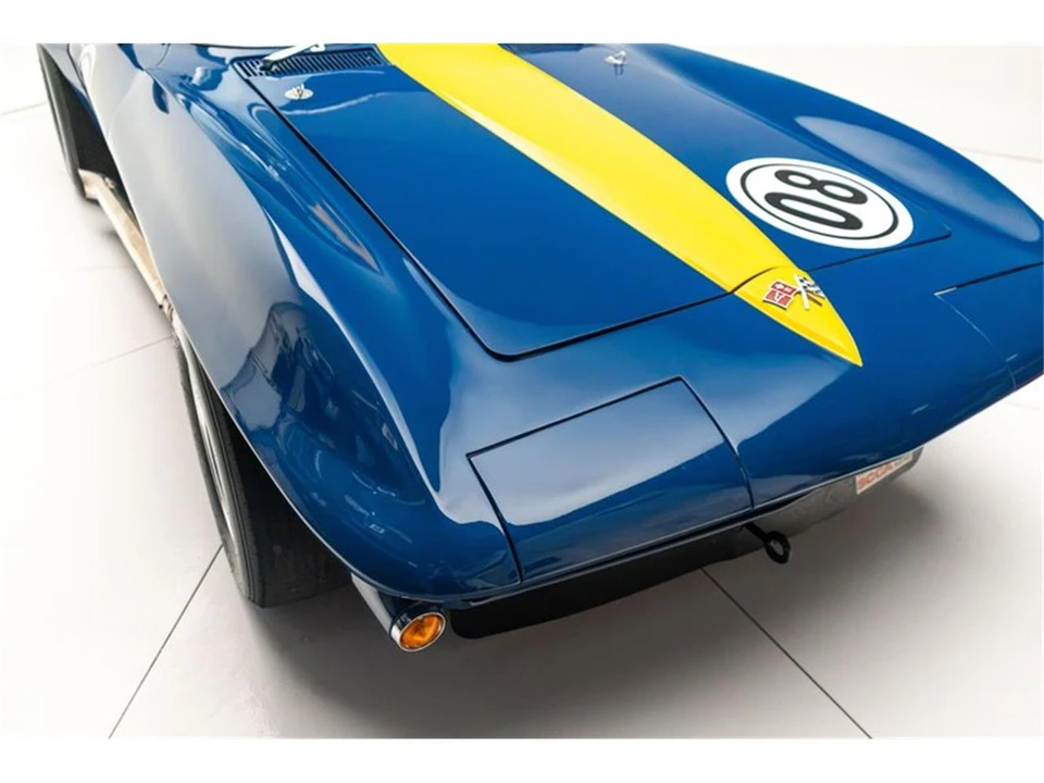 1965 Chevrolet Corvette C2 - Image 23 of 31