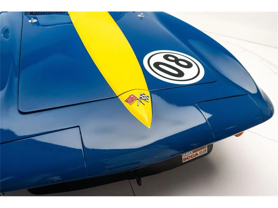 1965 Chevrolet Corvette C2 - Image 24 of 31