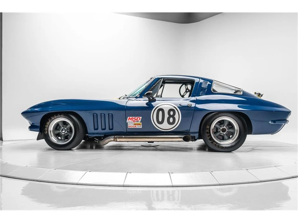 1965 Chevrolet Corvette C2 - Image 5 of 31
