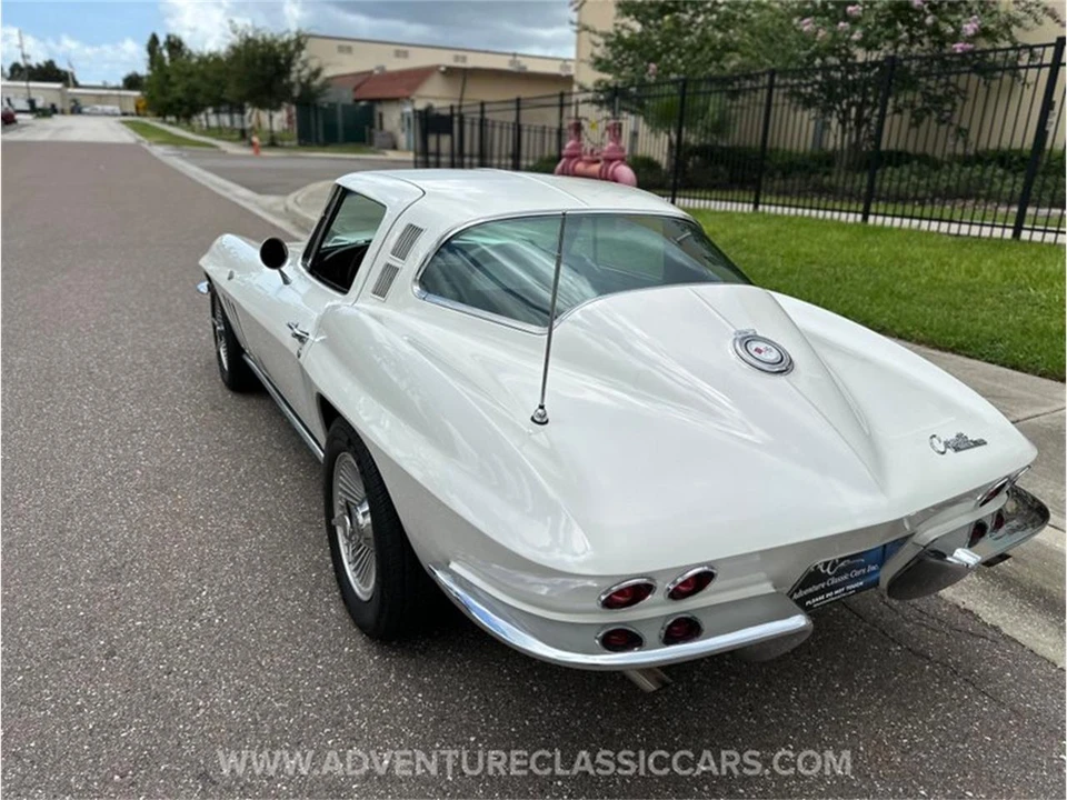1965 Chevrolet Corvette C2 - Image 25 of 31