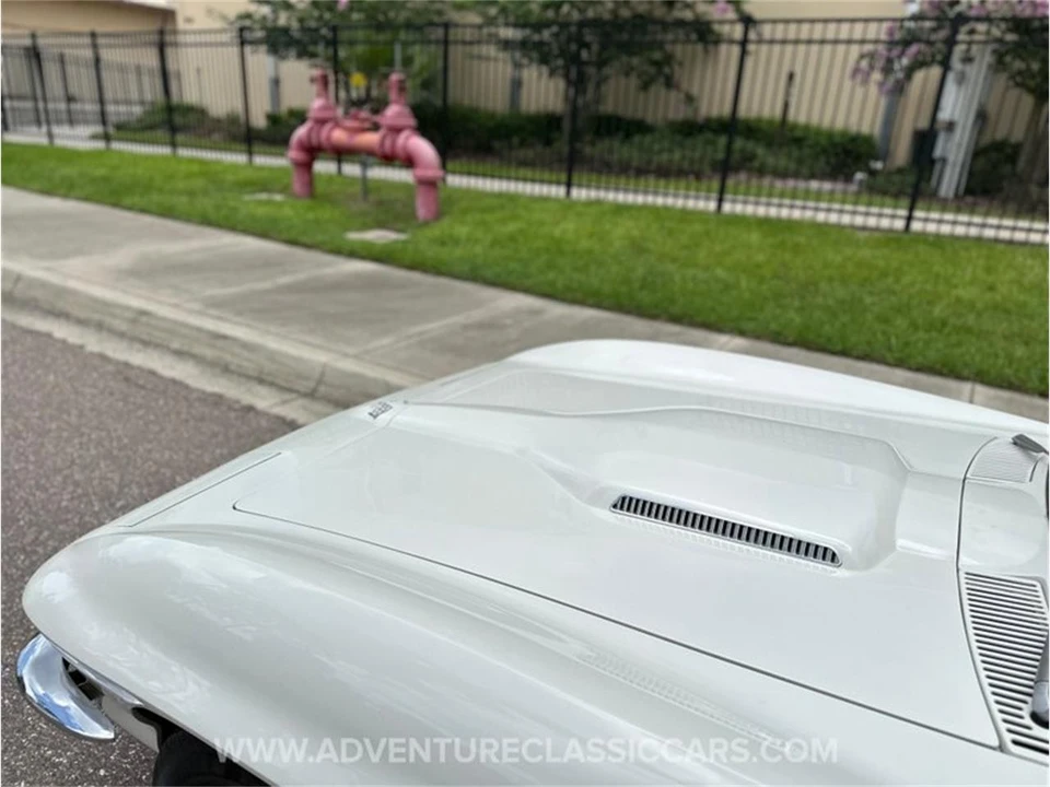 1965 Chevrolet Corvette C2 - Image 12 of 31