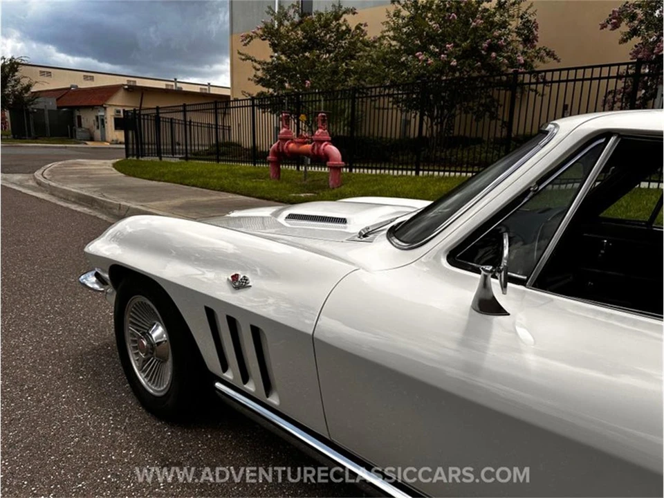 1965 Chevrolet Corvette C2 - Image 7 of 31