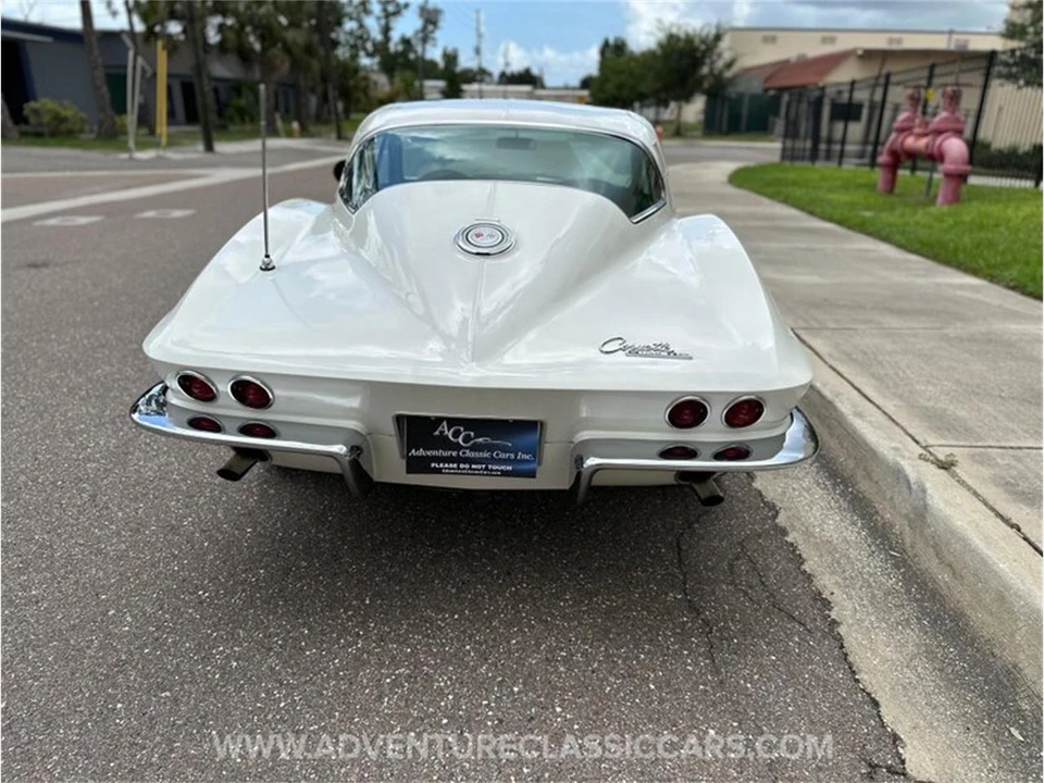 1965 Chevrolet Corvette C2 - Image 27 of 31