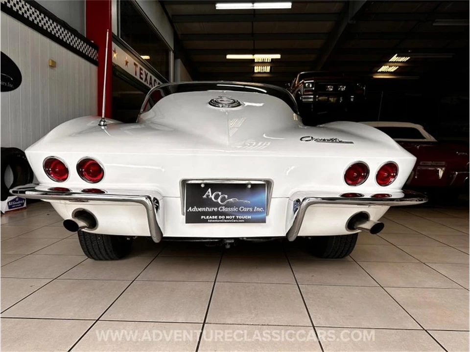 1965 Chevrolet Corvette C2 - Image 5 of 31