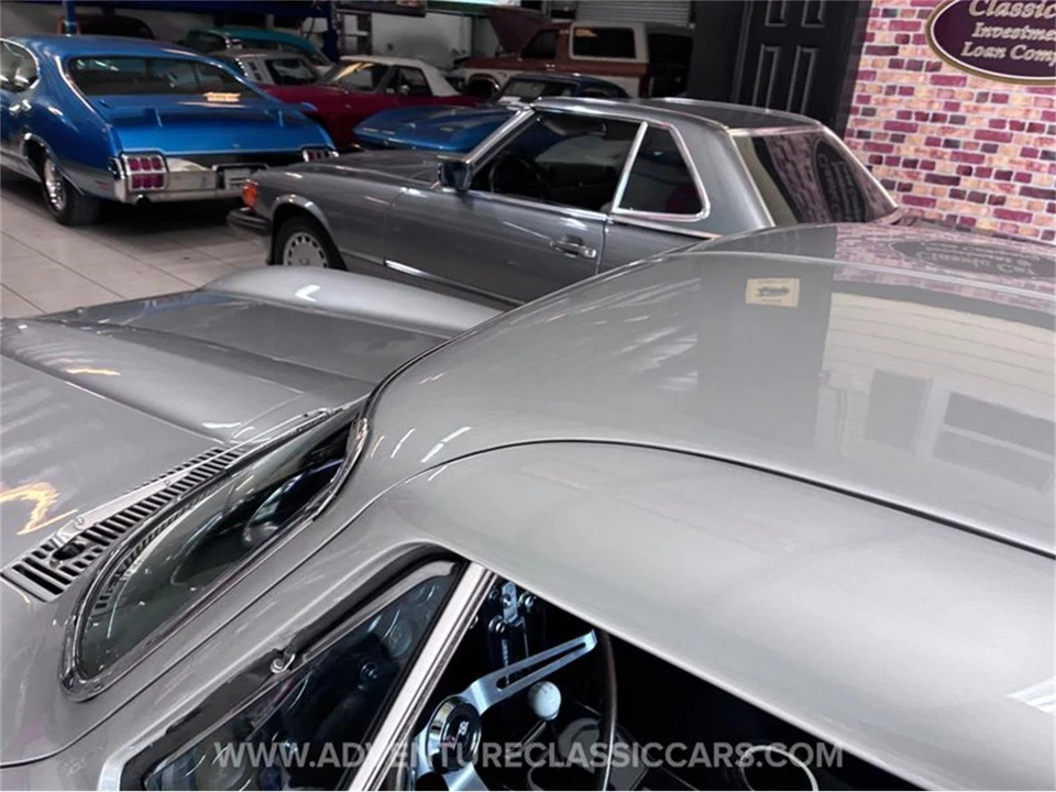 1965 Chevrolet Corvette C2 - Image 30 of 31