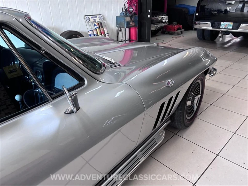 1965 Chevrolet Corvette C2 - Image 31 of 31
