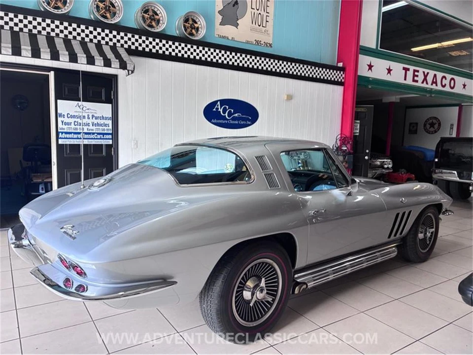 1965 Chevrolet Corvette C2 - Image 8 of 31