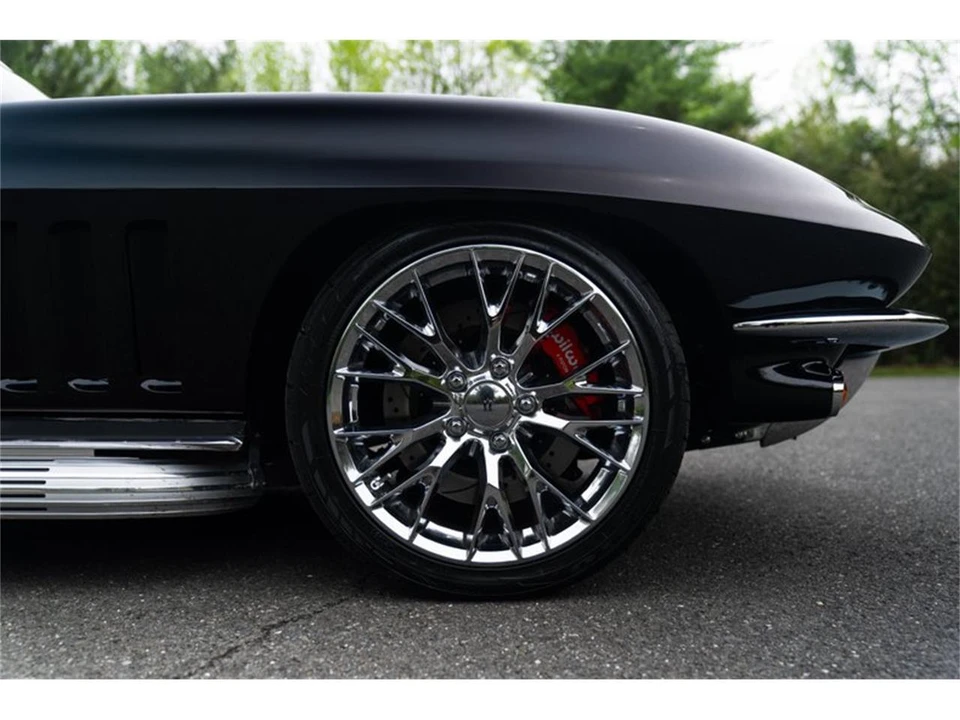 1965 Chevrolet Corvette C2 - Image 19 of 31