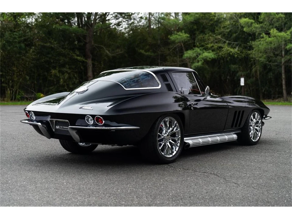 1965 Chevrolet Corvette C2 - Image 11 of 31