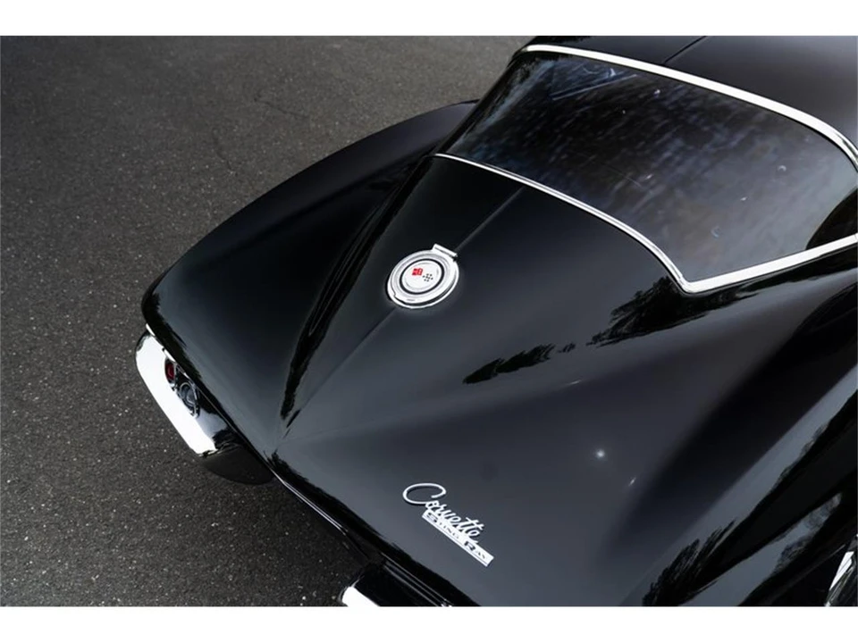 1965 Chevrolet Corvette C2 - Image 24 of 31