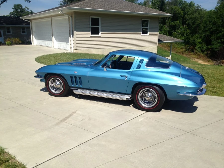 1965 Chevrolet Corvette C2 - Image 2 of 4