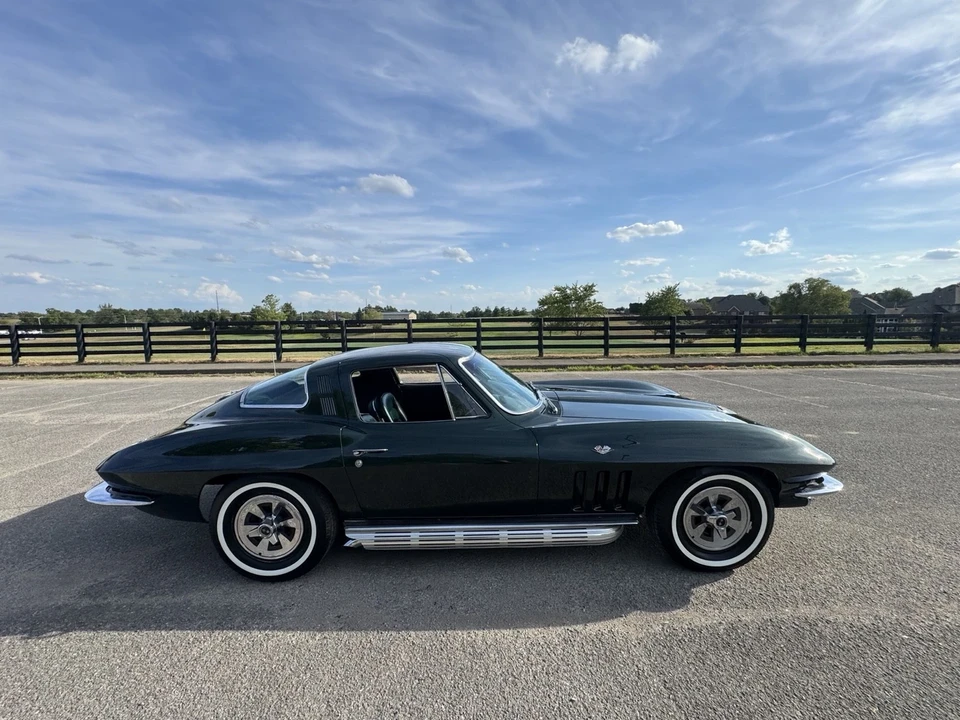 1965 Chevrolet Corvette C2 - Image 12 of 21