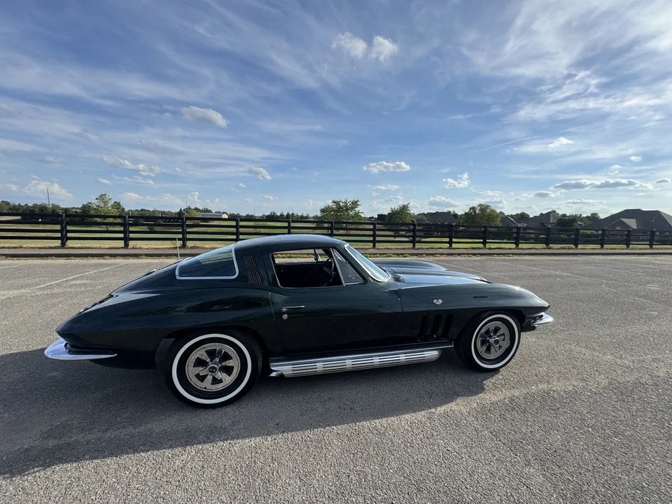 1965 Chevrolet Corvette C2 - Image 14 of 21