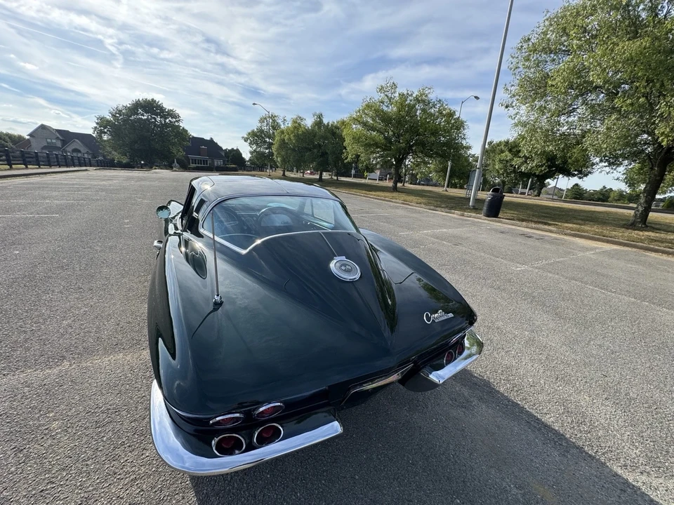 1965 Chevrolet Corvette C2 - Image 15 of 21