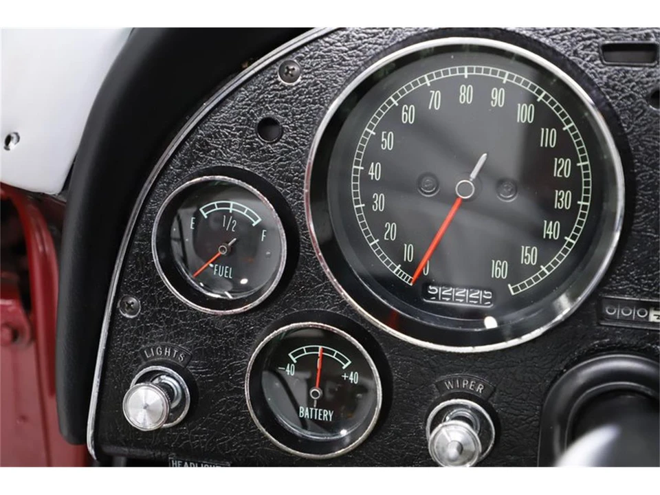 1965 Chevrolet Corvette C2 - Image 23 of 31