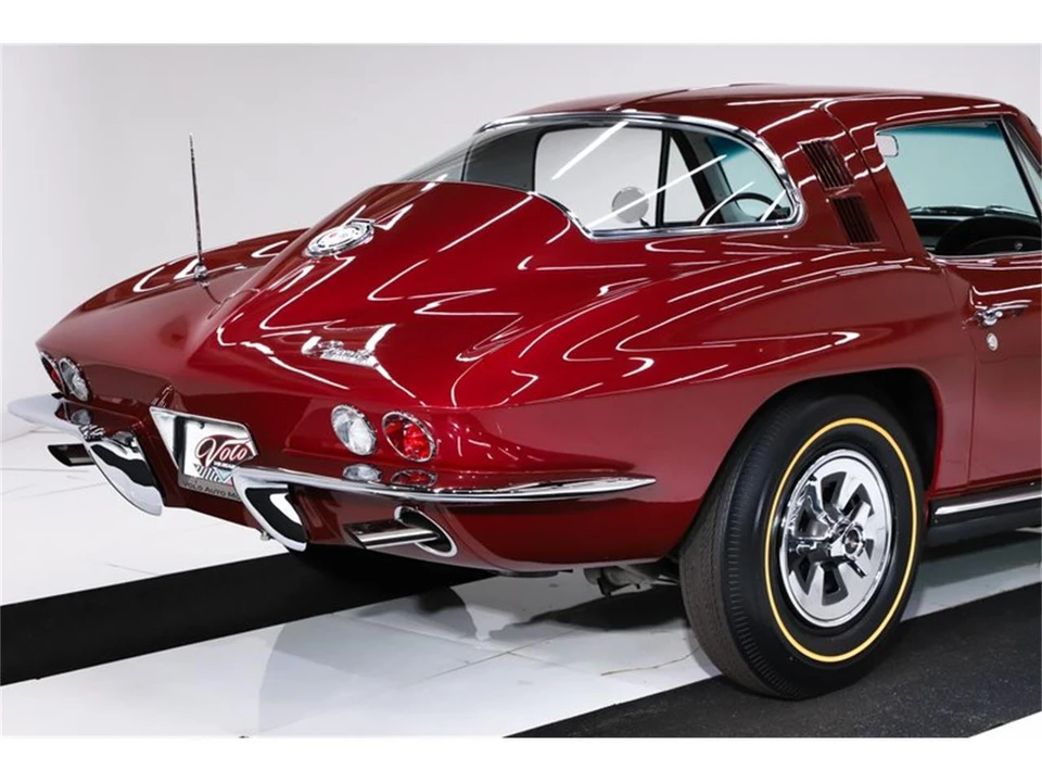 1965 Chevrolet Corvette C2 - Image 18 of 31
