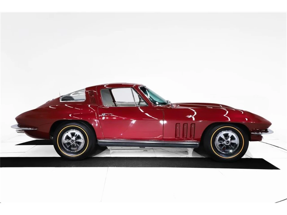 1965 Chevrolet Corvette C2 - Image 15 of 31