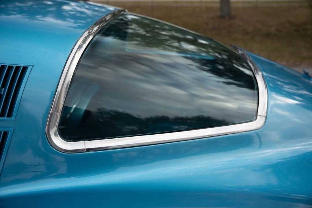 1965 Chevrolet Corvette C2 - Image 8 of 21