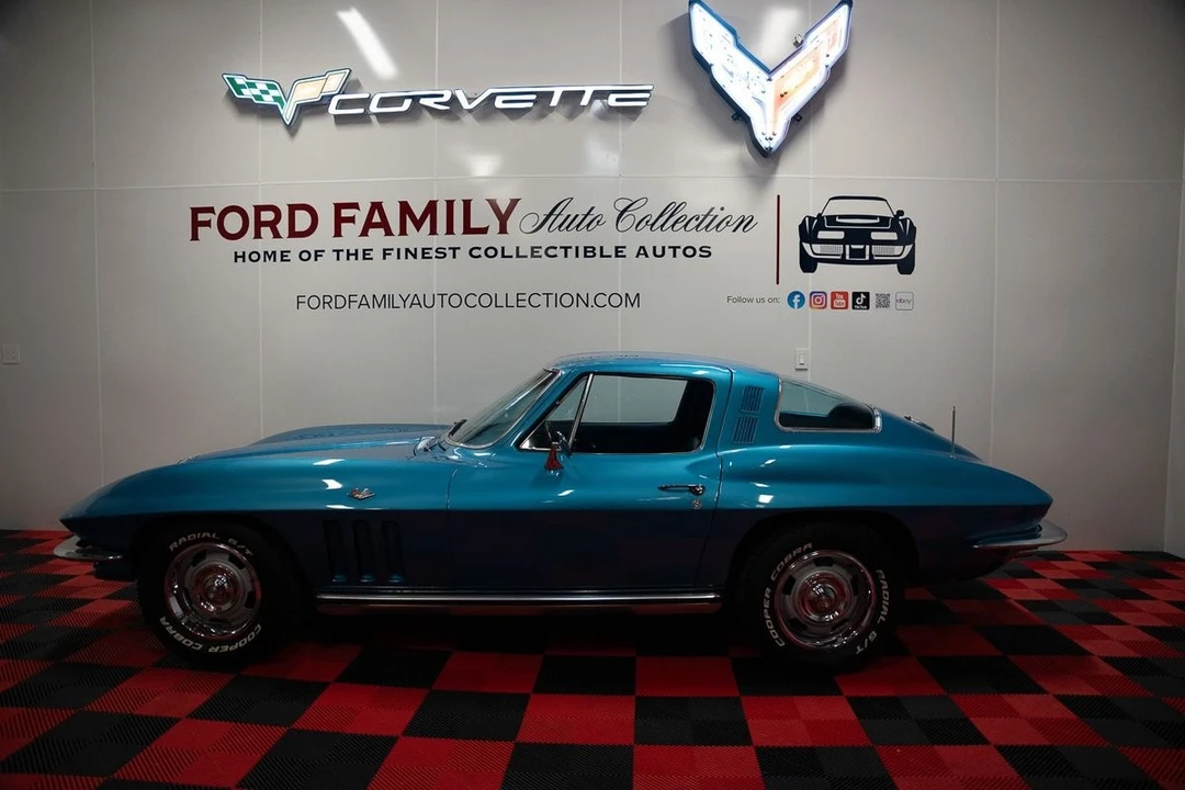 1965 Chevrolet Corvette C2 - Image 2 of 21