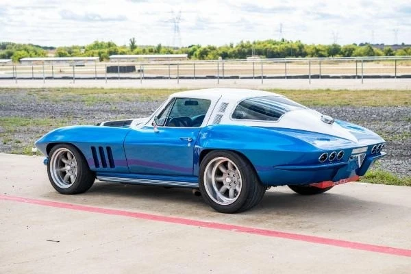 1965 Chevrolet Corvette C2 - Image 12 of 21