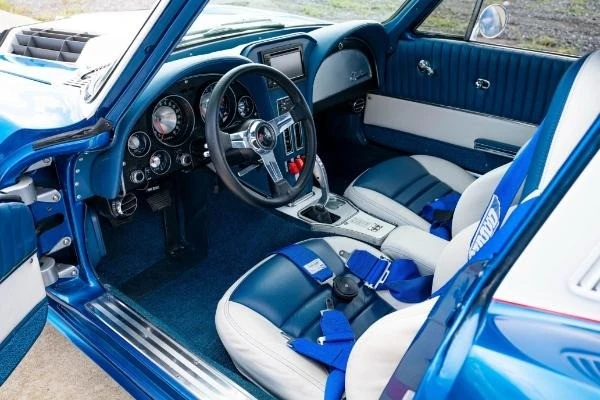 1965 Chevrolet Corvette C2 - Image 18 of 21