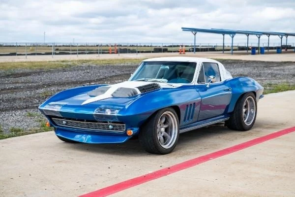 1965 Chevrolet Corvette C2 - Image 10 of 21