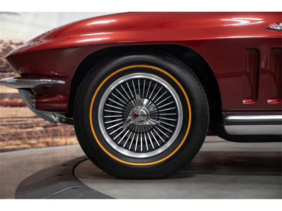 1965 Chevrolet Corvette C2 - Image 5 of 31