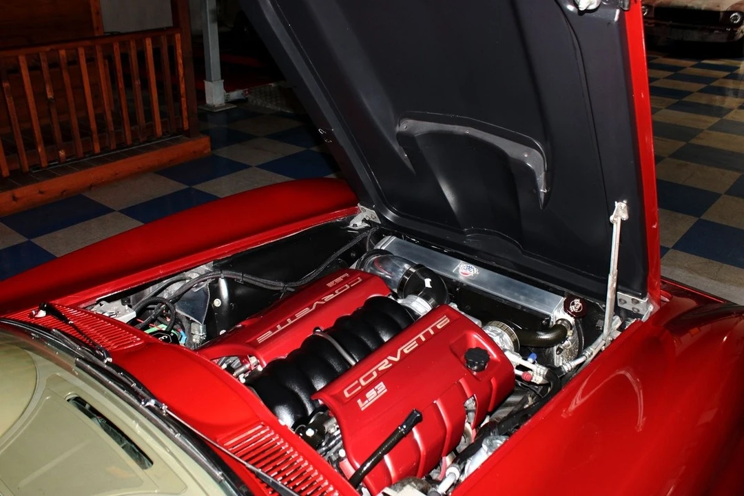 1965 Chevrolet Corvette C2 - Image 30 of 31