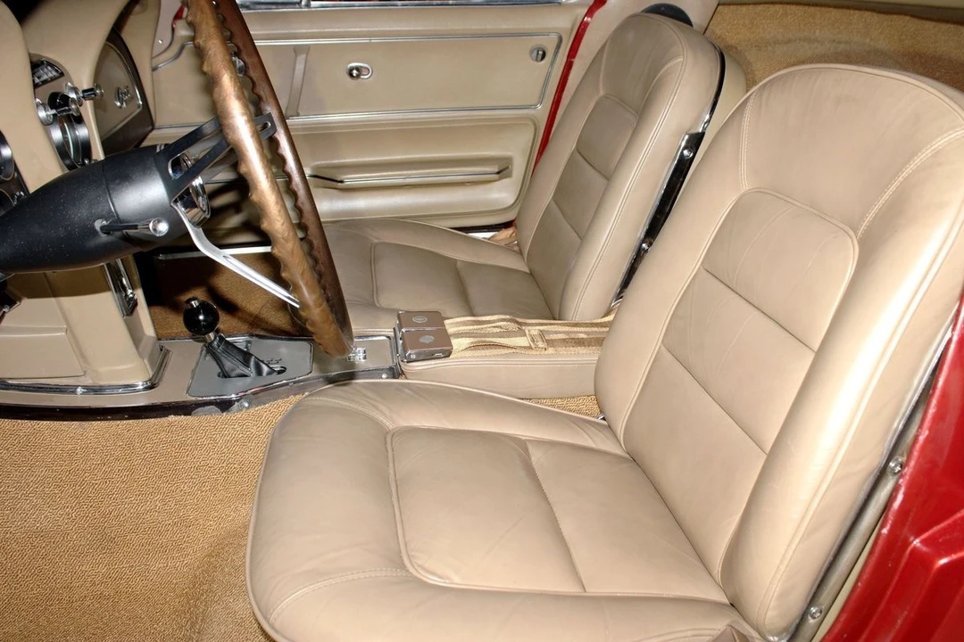 1965 Chevrolet Corvette C2 - Image 17 of 31