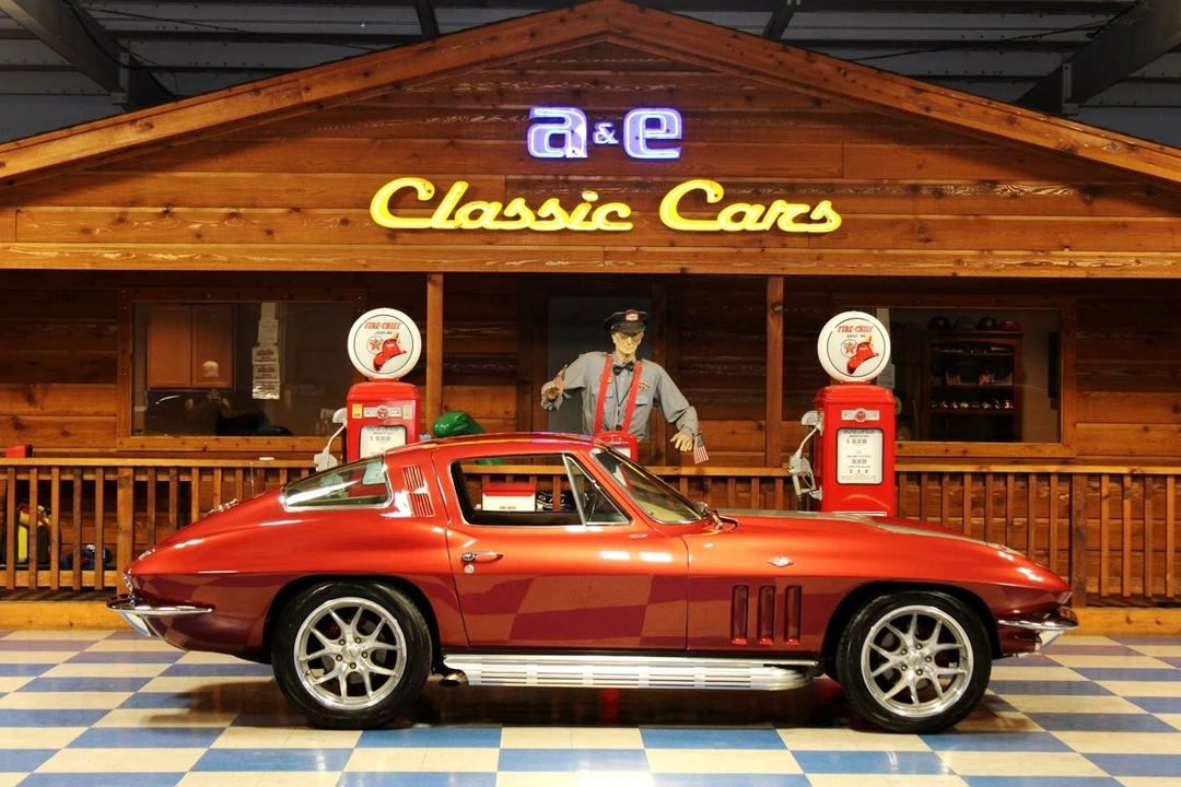 1965 Chevrolet Corvette C2 - Image 8 of 31