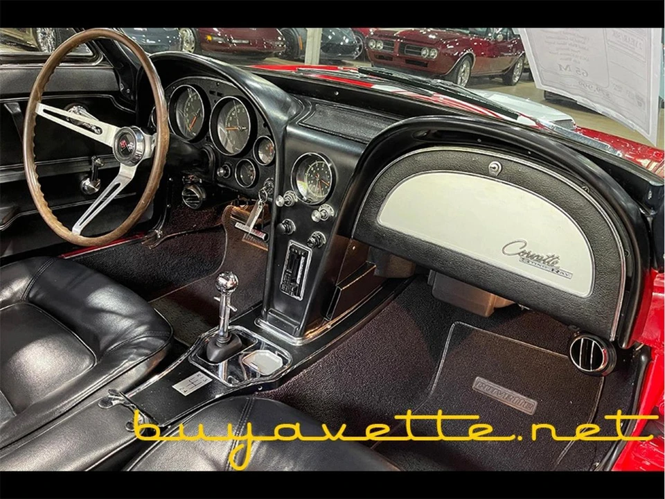 1965 Chevrolet Corvette C2 - Image 22 of 31
