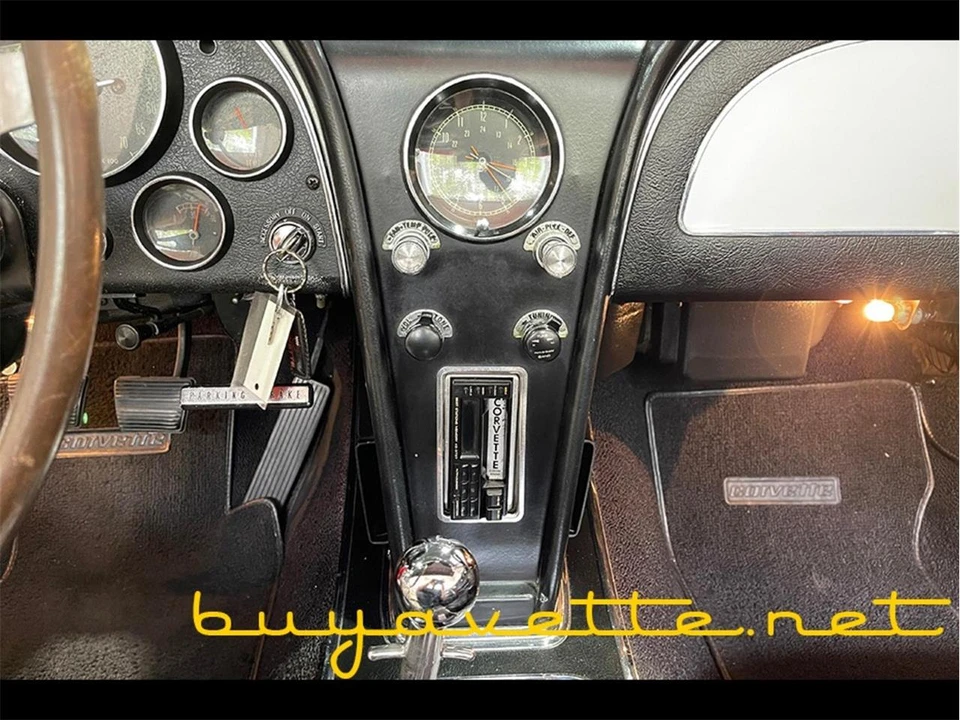 1965 Chevrolet Corvette C2 - Image 26 of 31