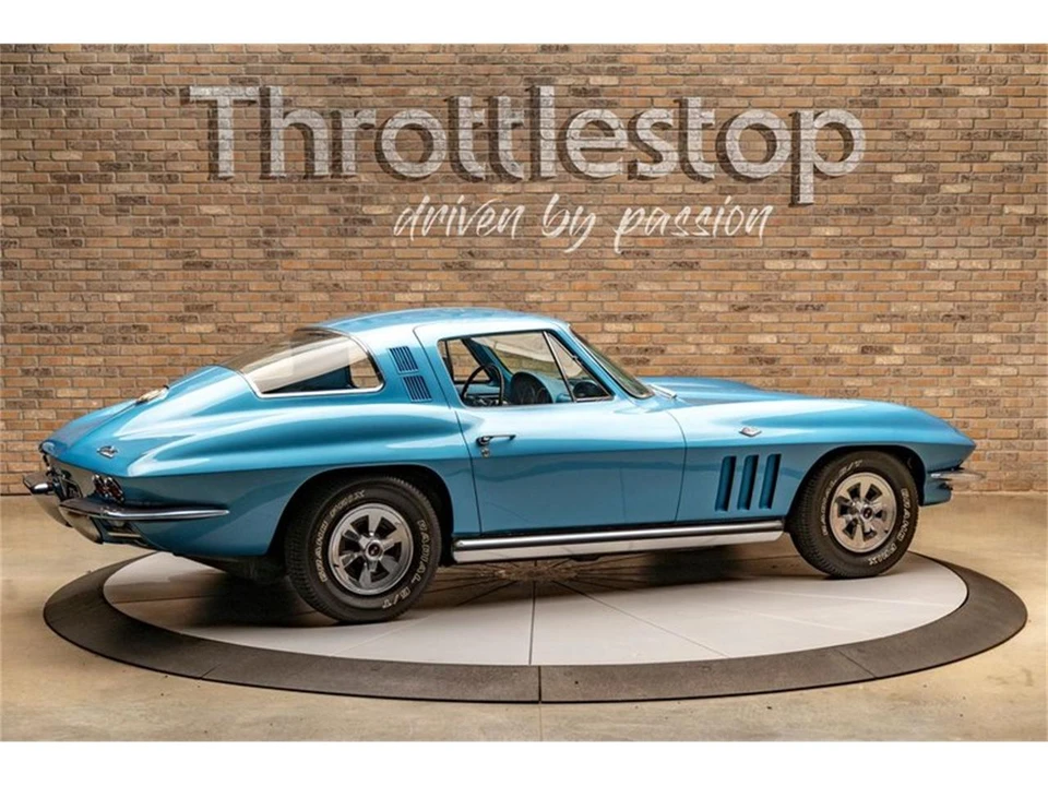 1965 Chevrolet Corvette C2 - Image 4 of 31