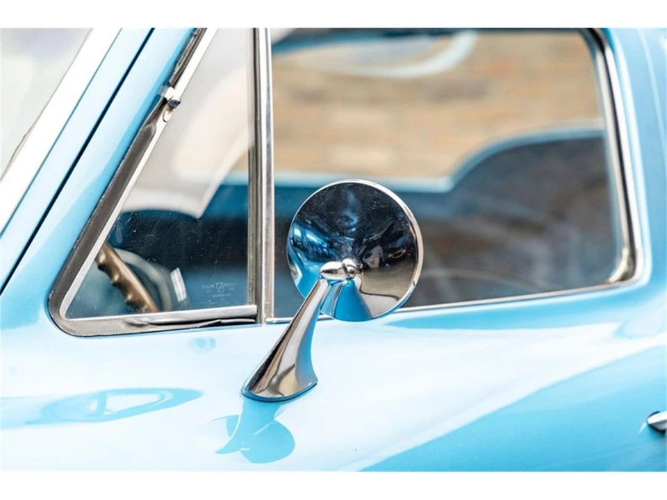 1965 Chevrolet Corvette C2 - Image 23 of 31