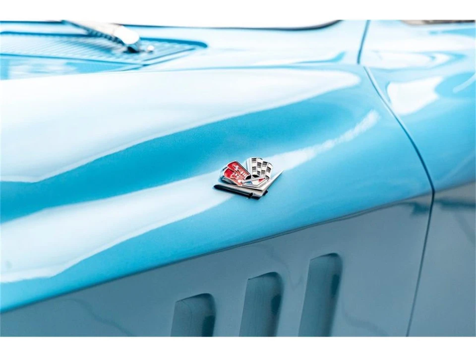 1965 Chevrolet Corvette C2 - Image 21 of 31