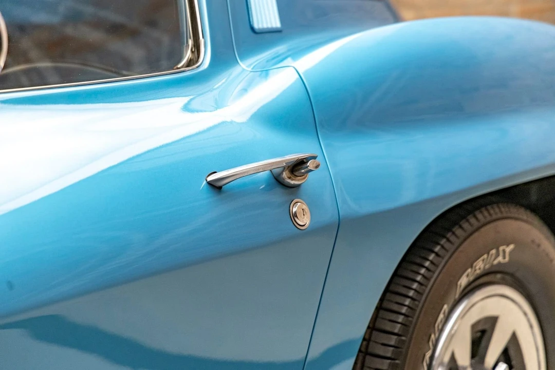 1965 Chevrolet Corvette C2 - Image 24 of 24