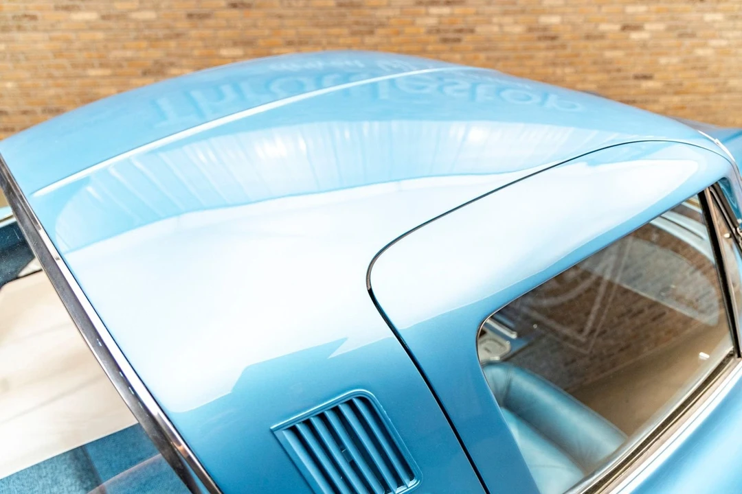 1965 Chevrolet Corvette C2 - Image 18 of 24