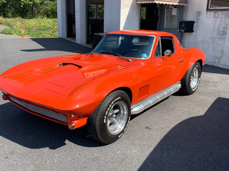 1965 Chevrolet Corvette C2 - Image 4 of 21