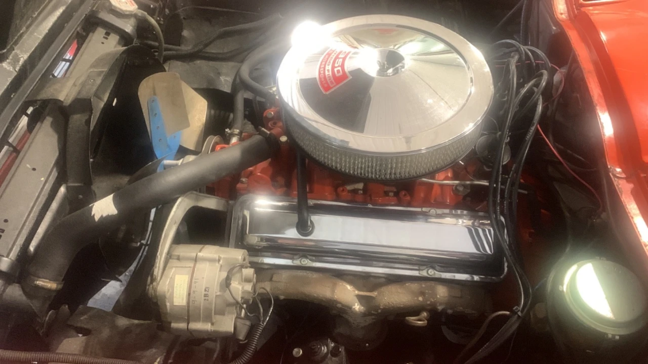 1965 Chevrolet Corvette C2 - Image 7 of 21