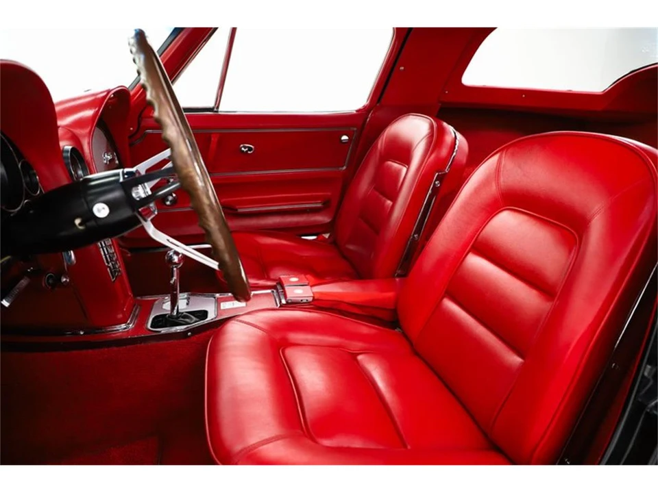 1965 Chevrolet Corvette C2 - Image 12 of 31