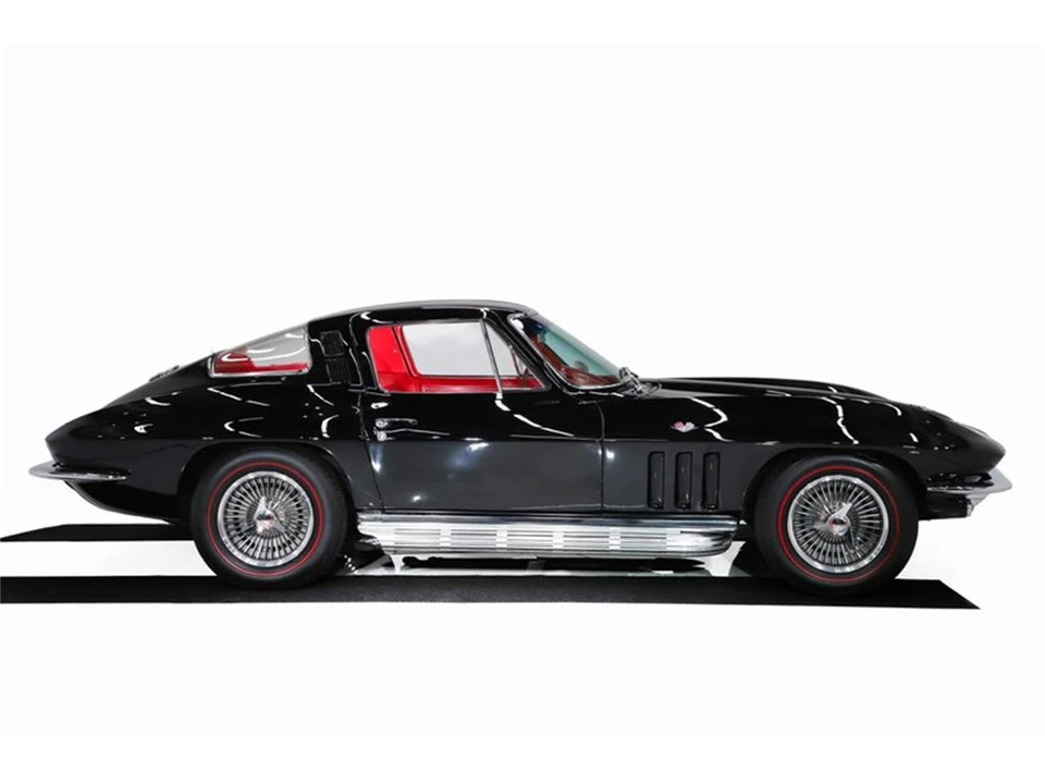 1965 Chevrolet Corvette C2 - Image 17 of 31