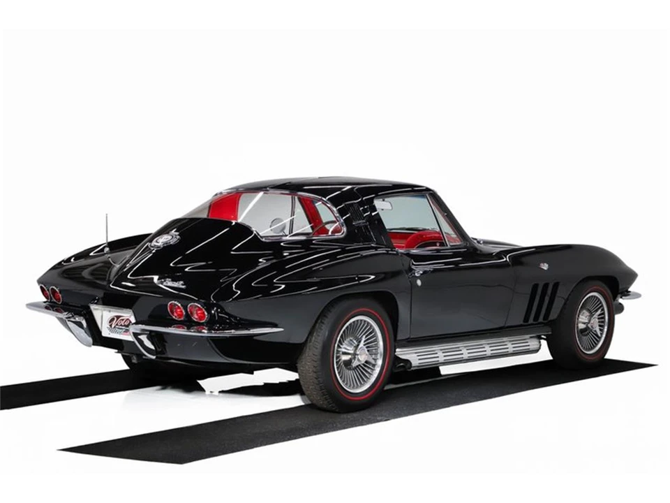 1965 Chevrolet Corvette C2 - Image 29 of 31