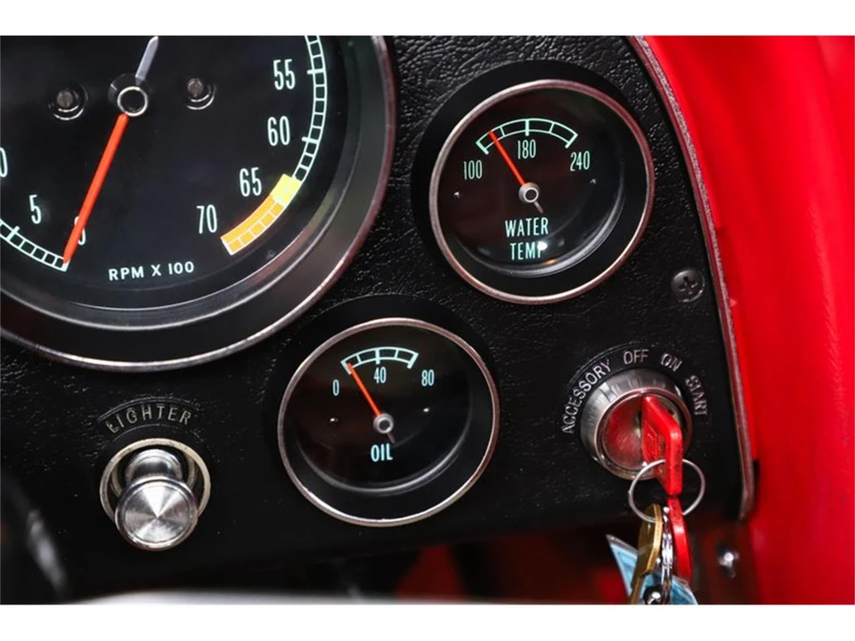 1965 Chevrolet Corvette C2 - Image 23 of 31