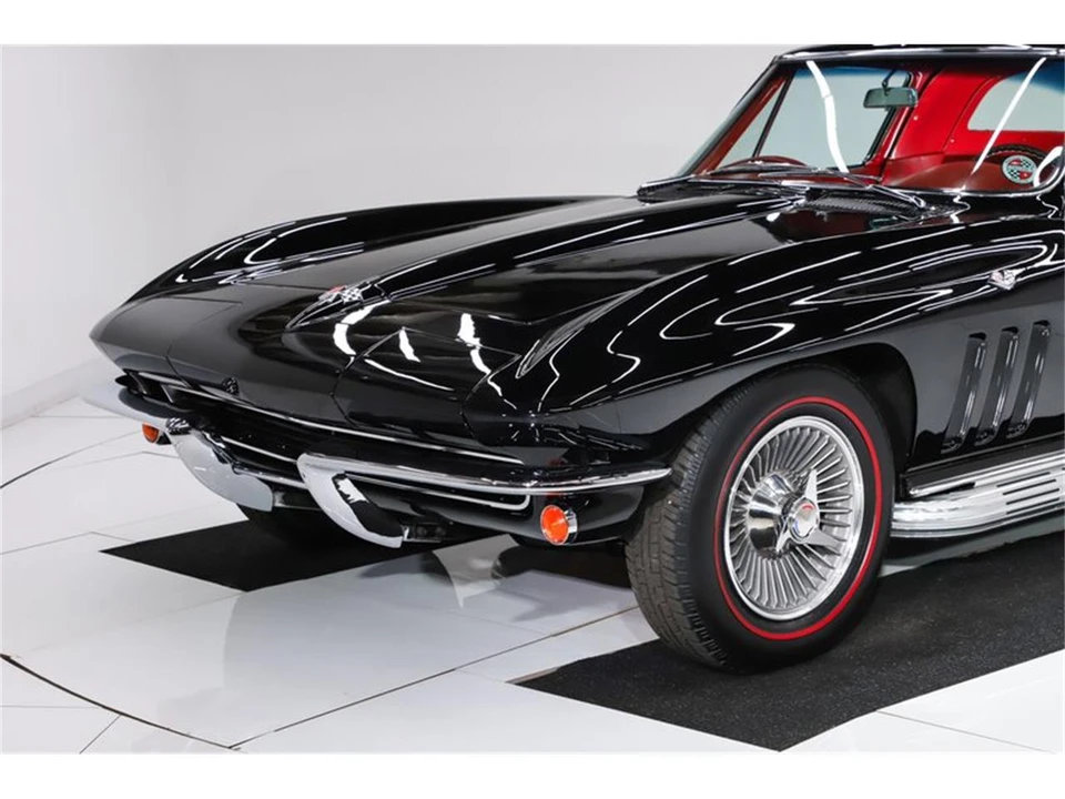 1965 Chevrolet Corvette C2 - Image 11 of 31
