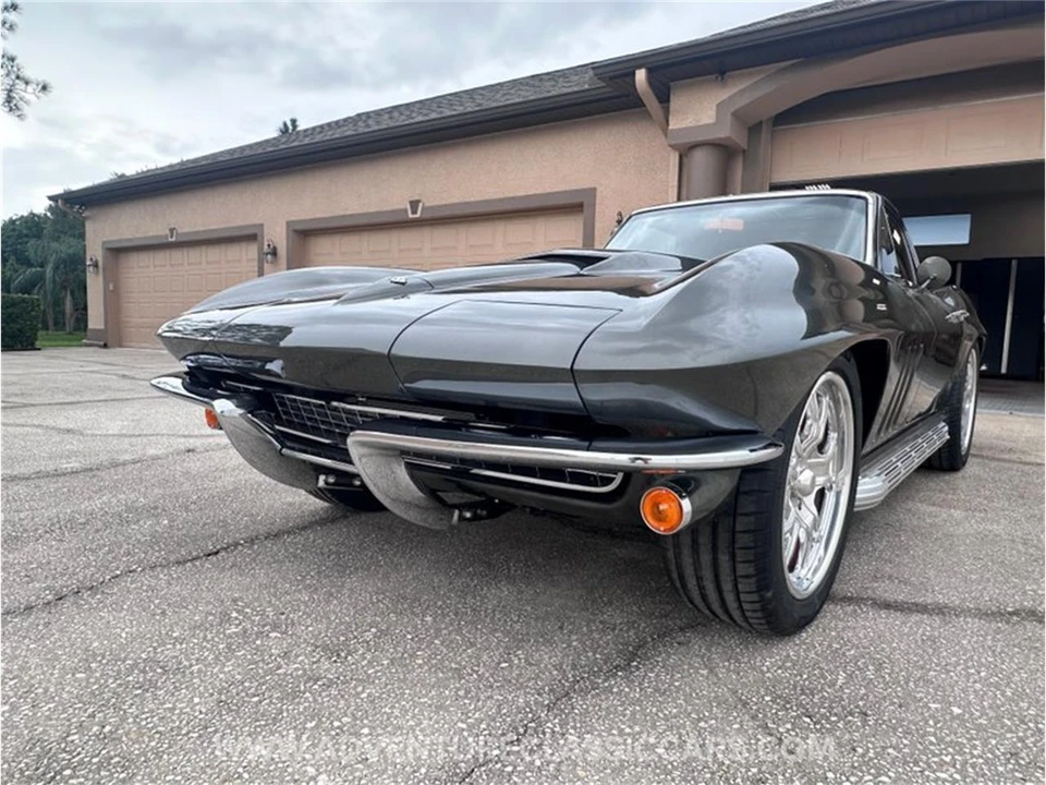 1965 Chevrolet Corvette C2 - Image 7 of 31
