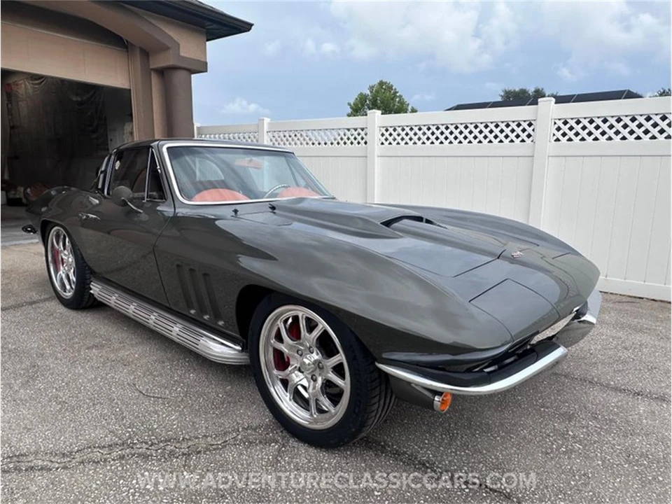 1965 Chevrolet Corvette C2 - Image 5 of 31