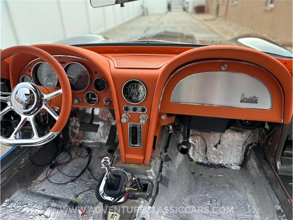 1965 Chevrolet Corvette C2 - Image 14 of 31