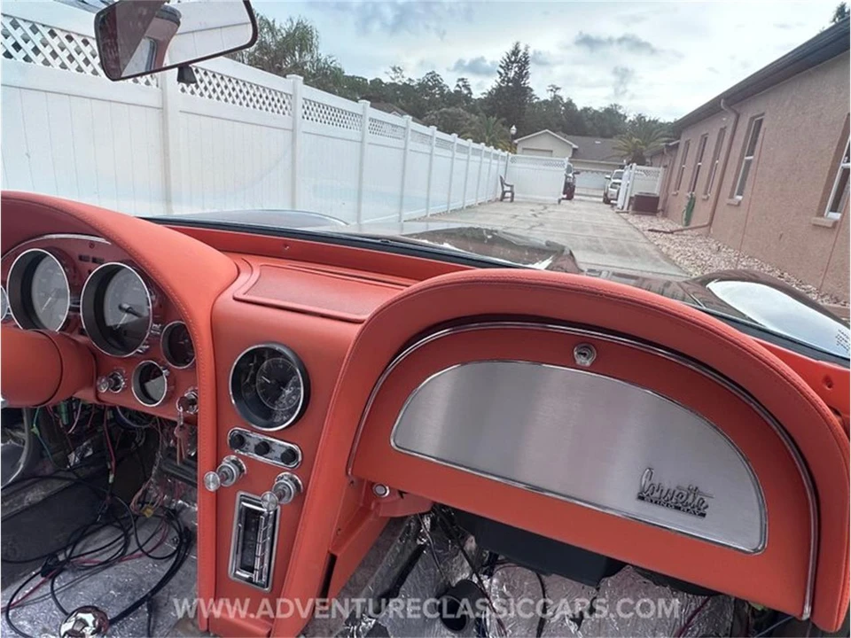 1965 Chevrolet Corvette C2 - Image 15 of 31