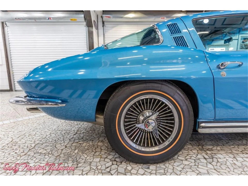 1965 Chevrolet Corvette C2 - Image 28 of 31